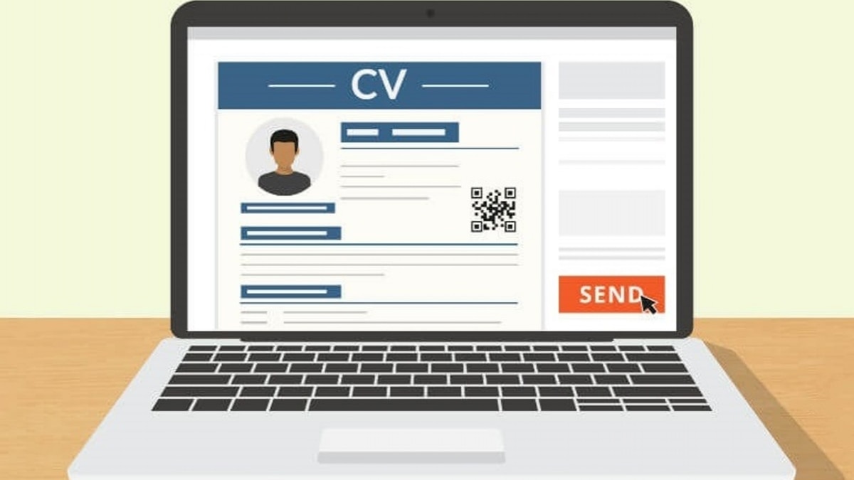Illustration de l’ordinateur portable avec CV à l’écran