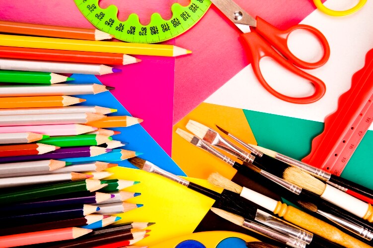 Fournitures d'artisanat et d'art colorées