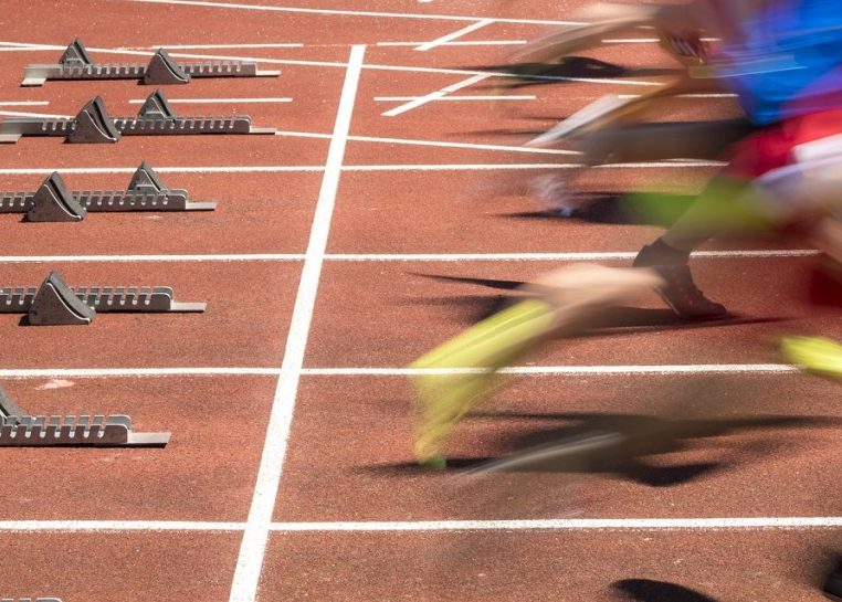 Départ d'une course sur circuit