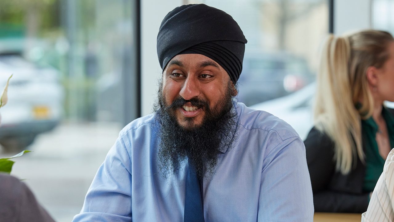 Membre de l’équipe Enterprise Mobility- Daljinder - Directeur d’agence